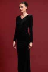 Eigra Classic Contour V Neck Long Sleeve Ruched Velvet Maxi Dress
