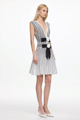 Romantic Contour Sleeveless Deep V Floral Stripe Knit Mini Dress