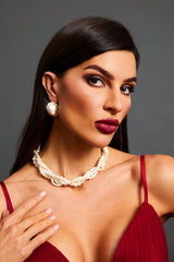 Juyce Pearl Entangle Pendant