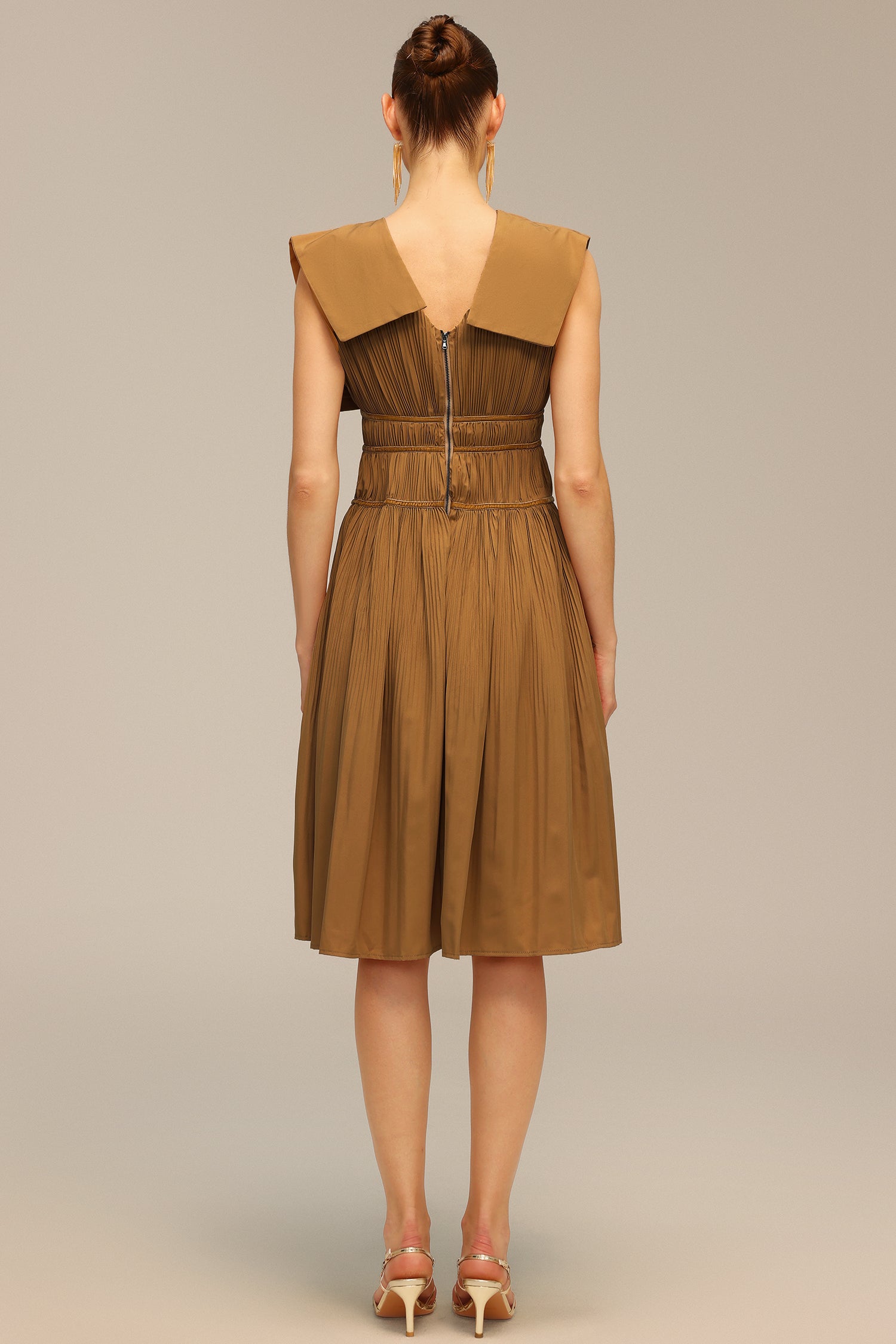 Tiza V-Neck Sleeveless Midi Dress