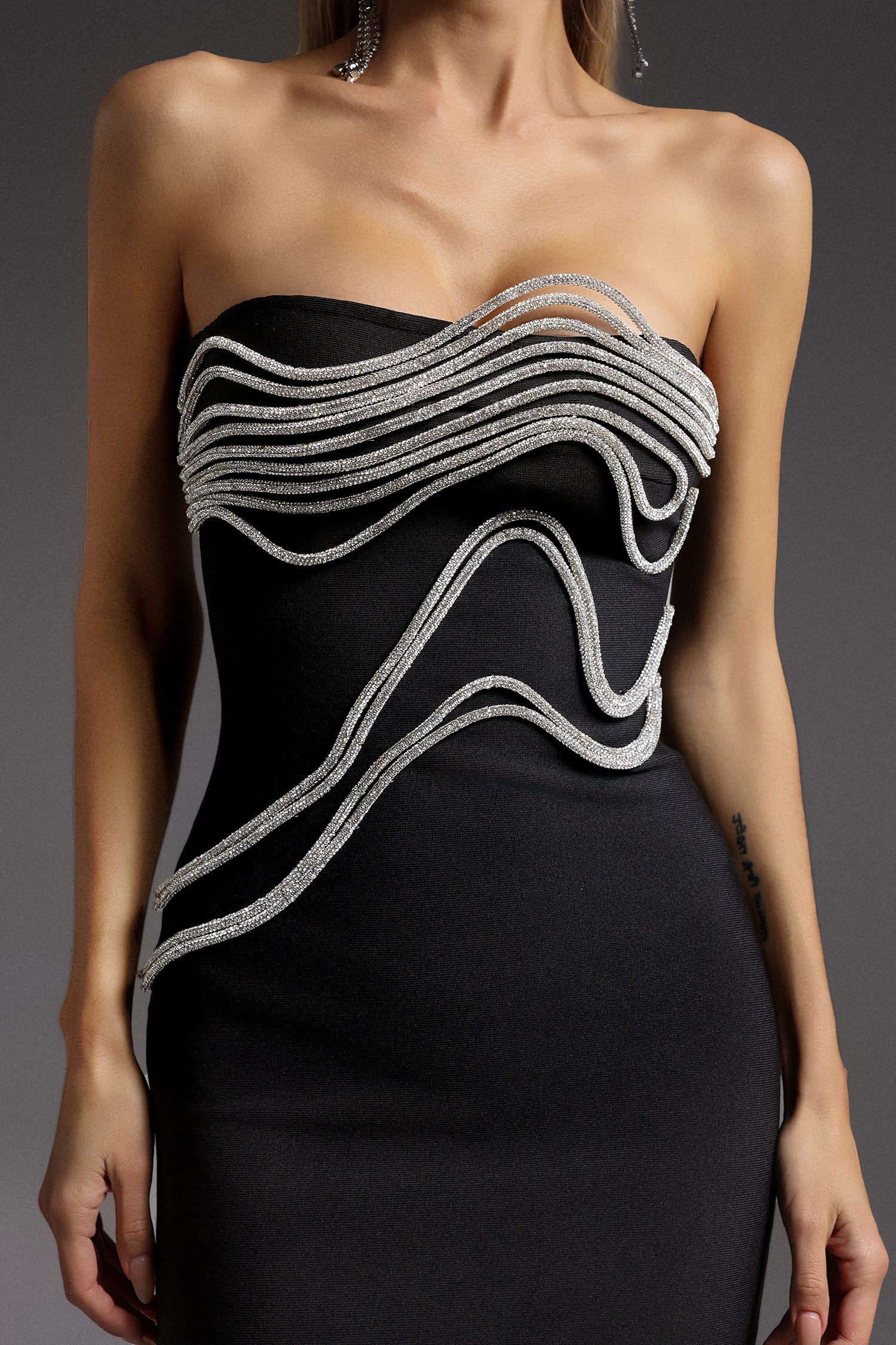 Oga Sleeveless Diamond Bandage Maxi Dress