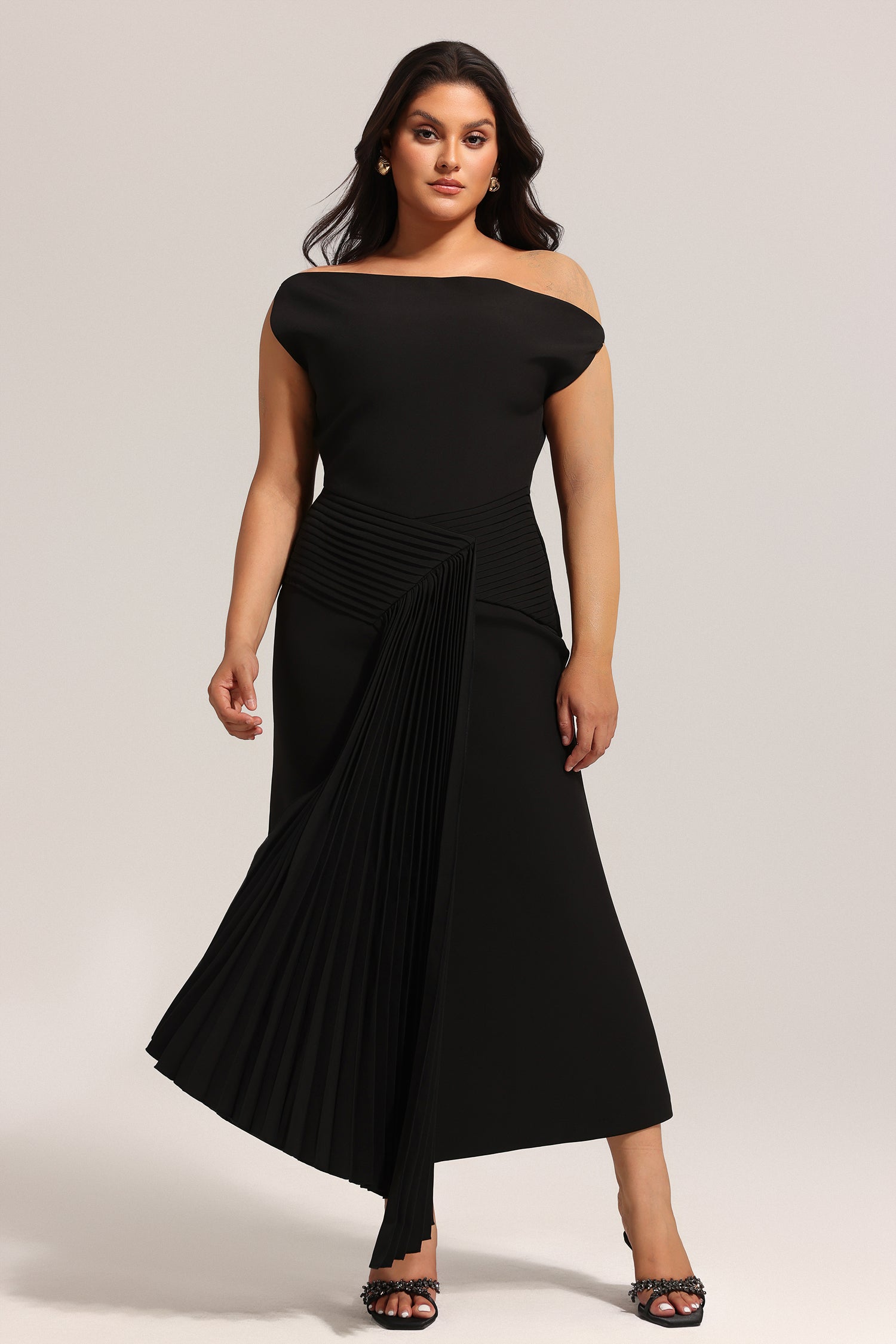 Juny Oblique Shoulder Sleeveless Folds Midi Dress