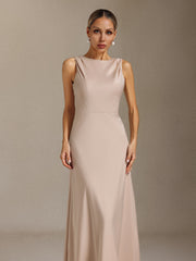 Kyra Sleeveless backless maxi dress