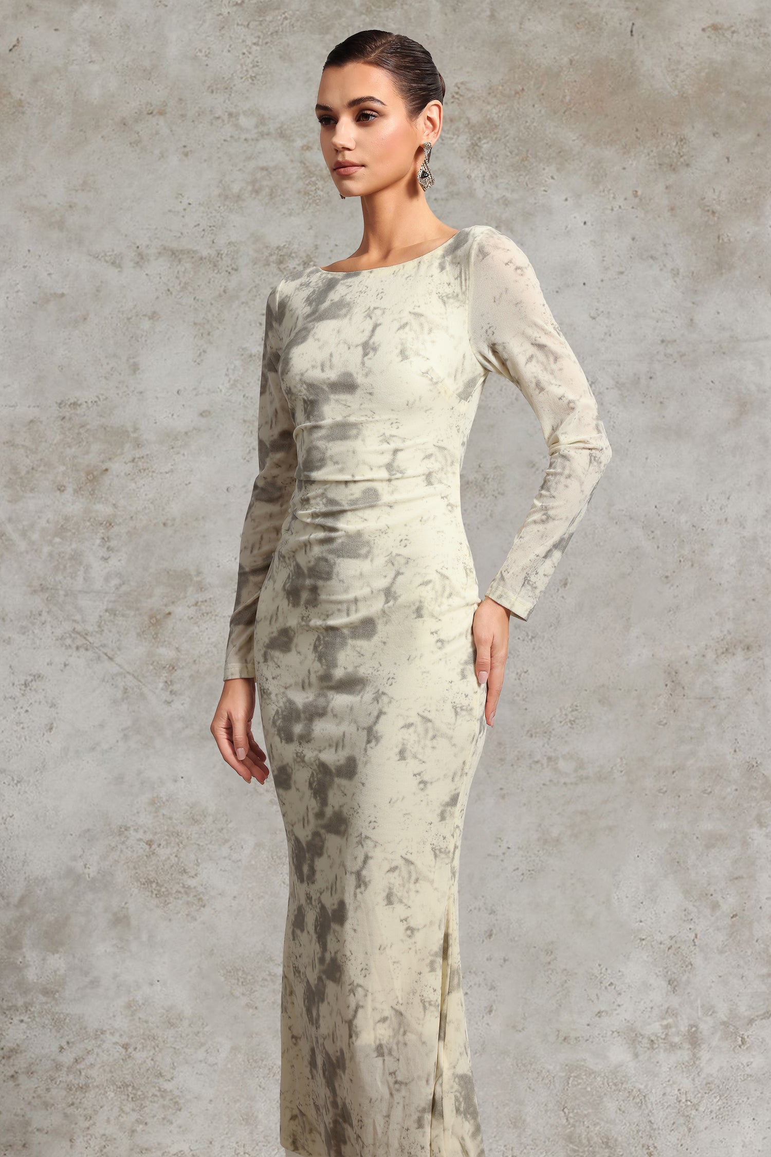 Tanisha Elegant Contour Long Sleeve Velvet Maxi Dress