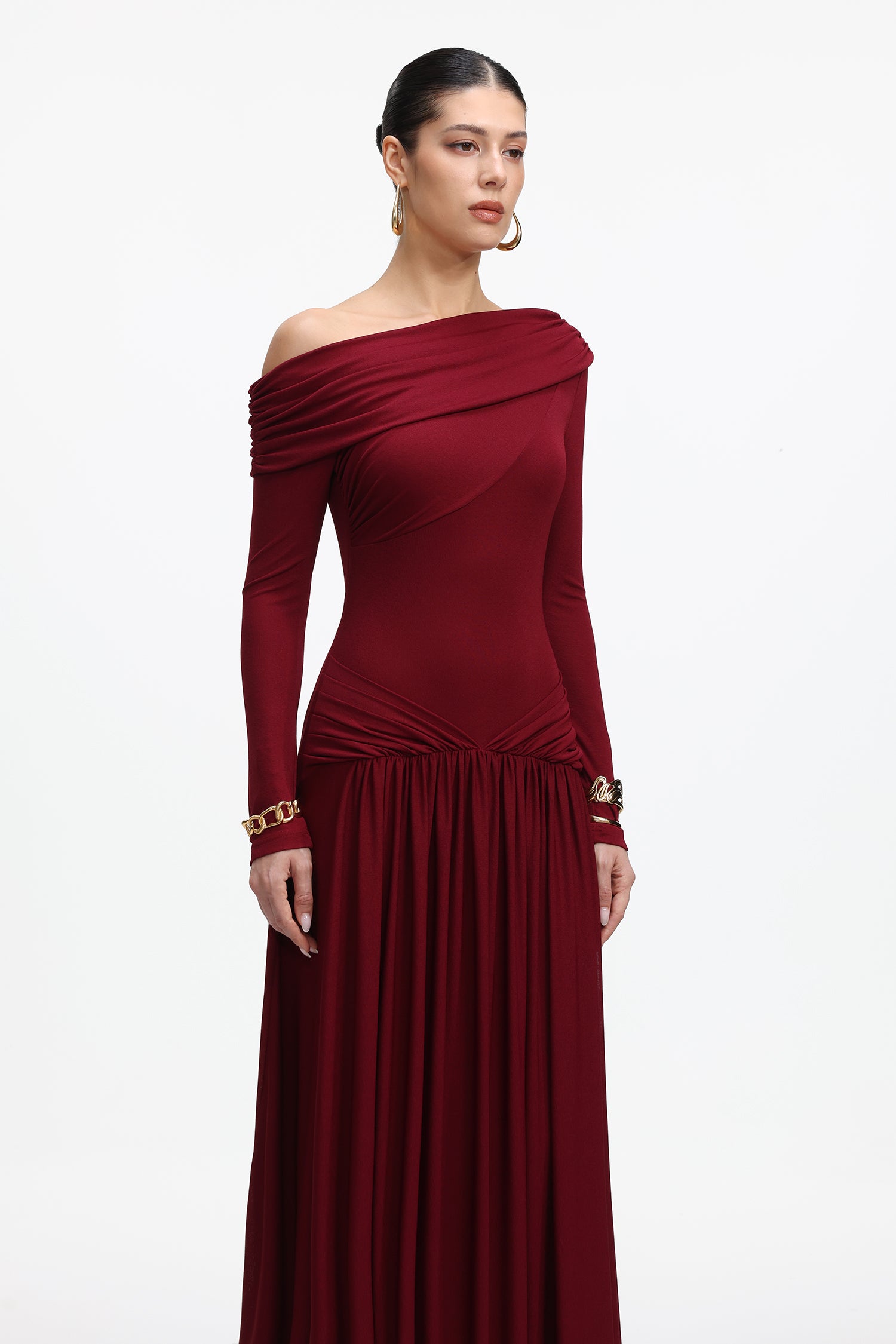 Lala Elegant Contour Off Shoulder Long Sleeve Ruched Knit Maxi Dress