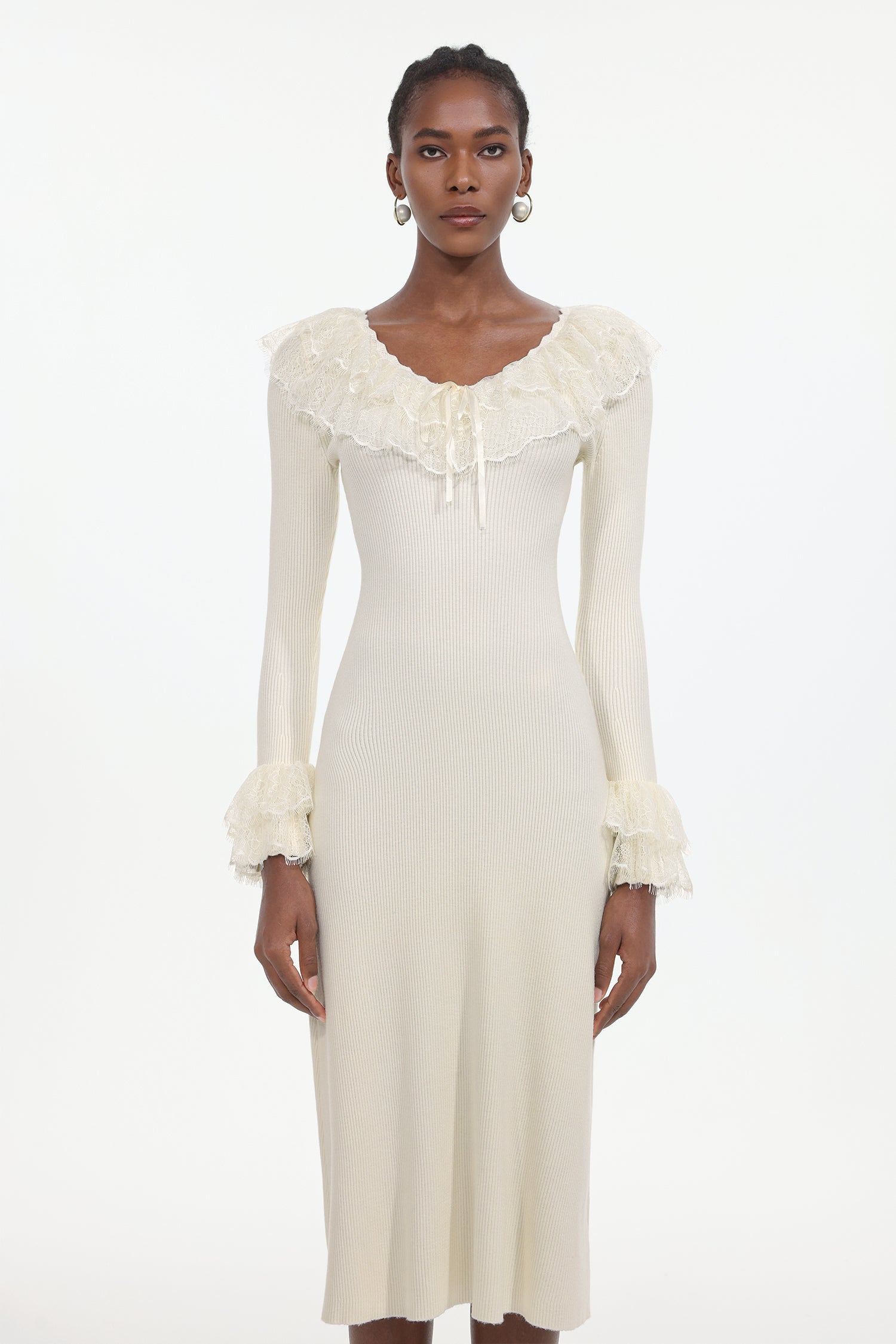 Darja Romantic Flowy Long Sleeve Lace Knit Midi Dress