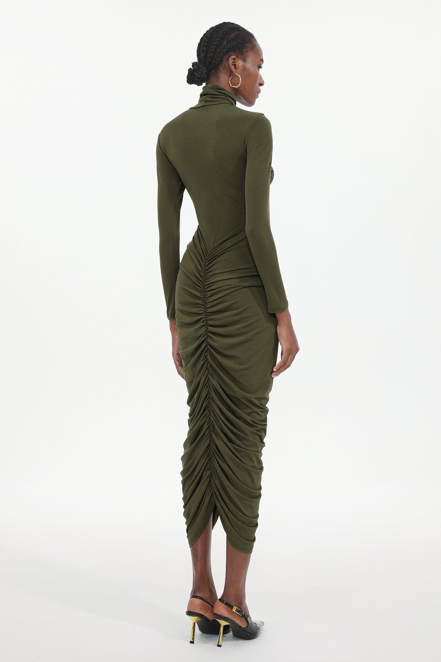 Tesare Elegant Contour Long Sleeve Ruched Knit Maxi Dress