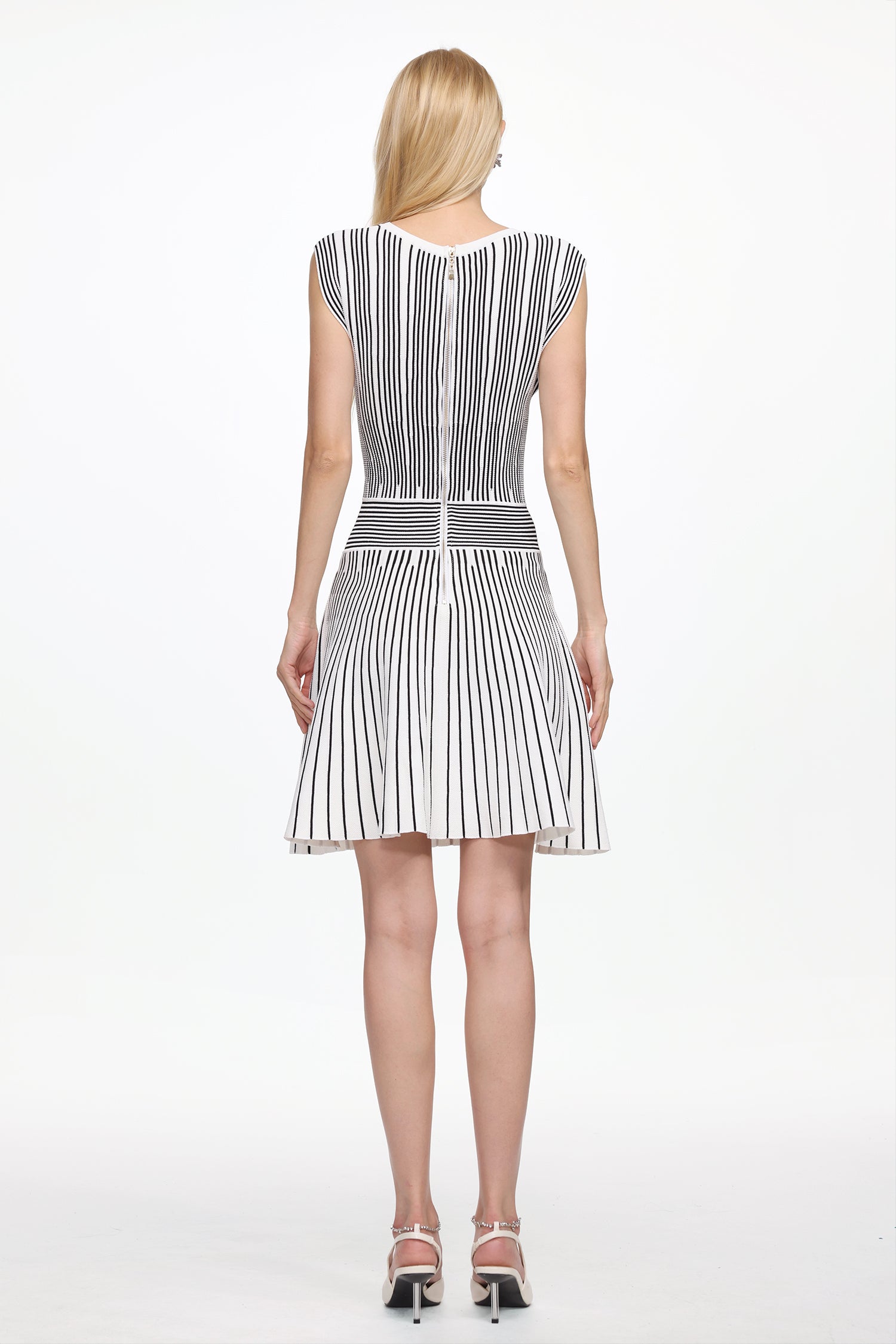 Romantic Contour Sleeveless Deep V Floral Stripe Knit Mini Dress
