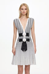 Romantic Contour Sleeveless Deep V Floral Stripe Knit Mini Dress