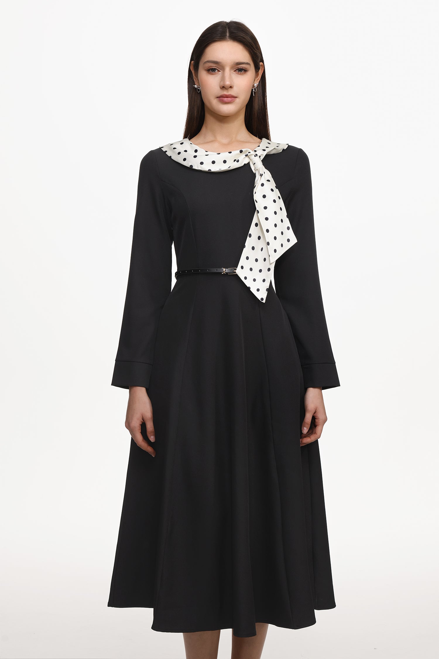 Tikia Vintage Contour Long Sleeve Knit Maxi Dress