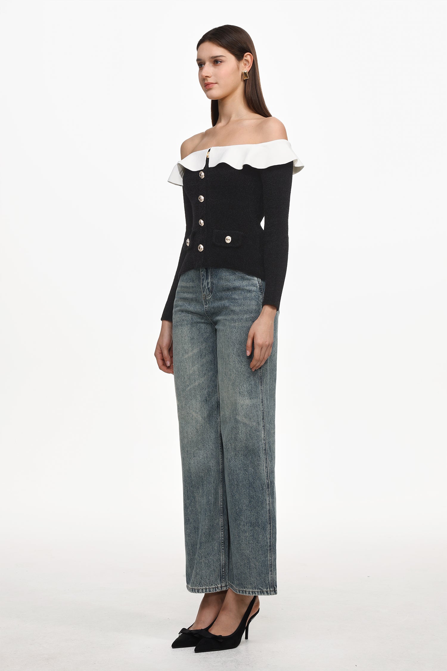 Mignon Vintage Contour Off Shoulder Long Sleeve Buttoned Ruffle Woven Top