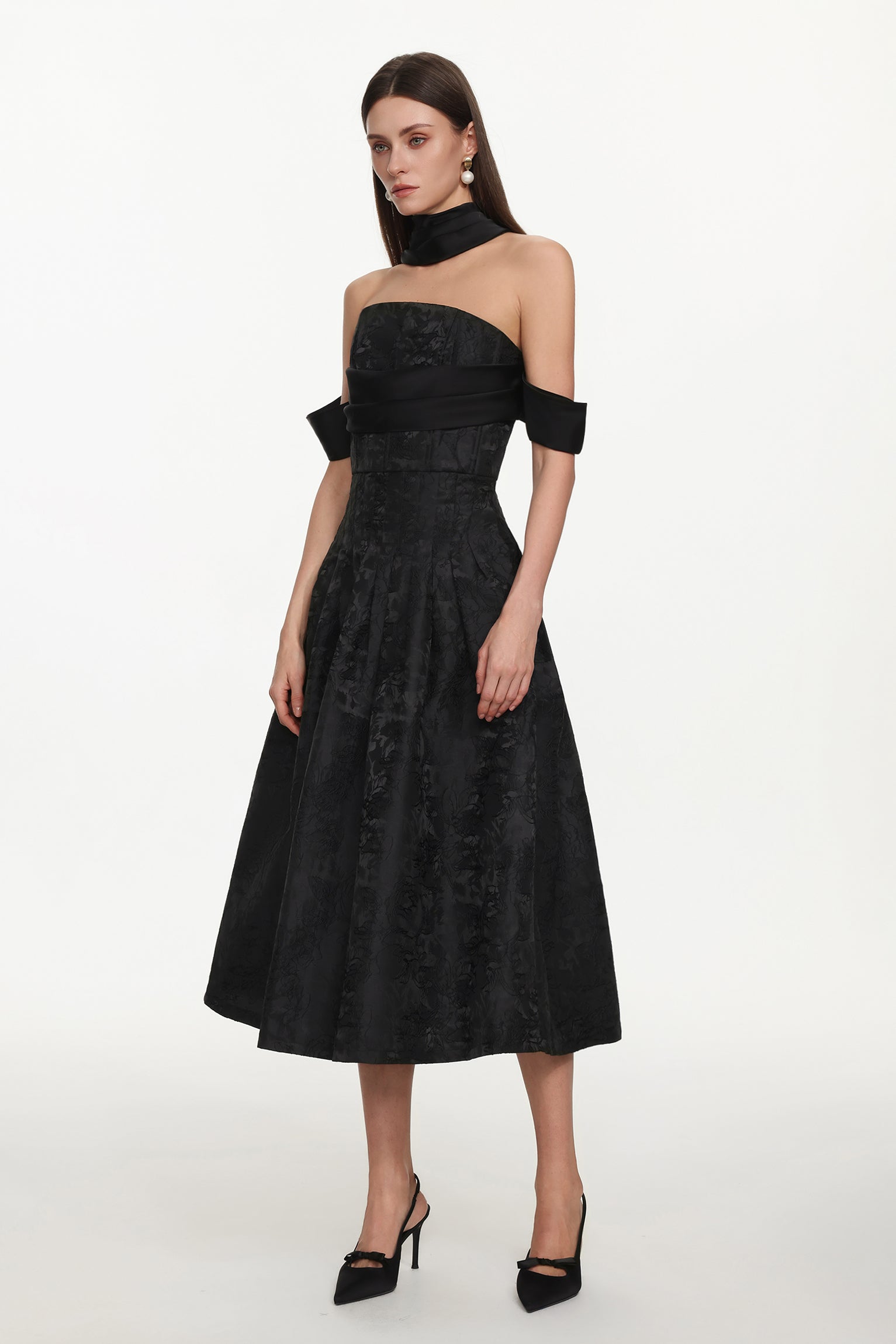 Nancy Elegant Tailored Off Shoulder Pleated Floral Maxi Dress