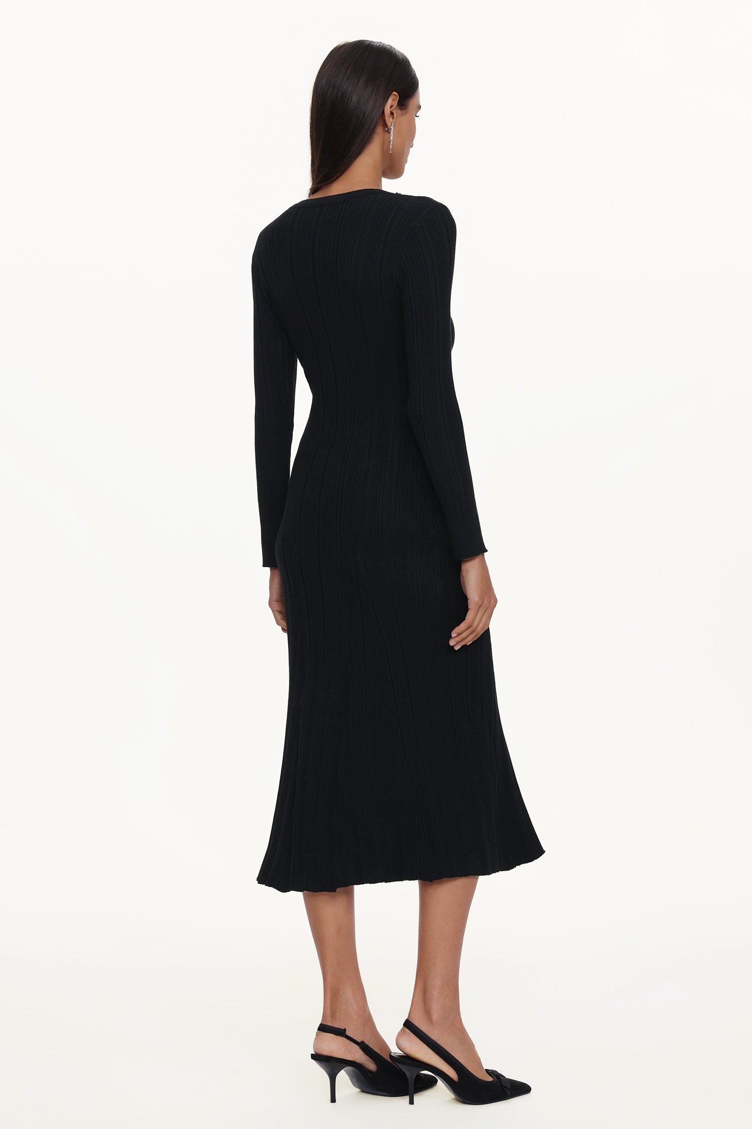 Ymmi Elegant Contour Long Sleeve Rhinestone Buttoned Knit Maxi Dress