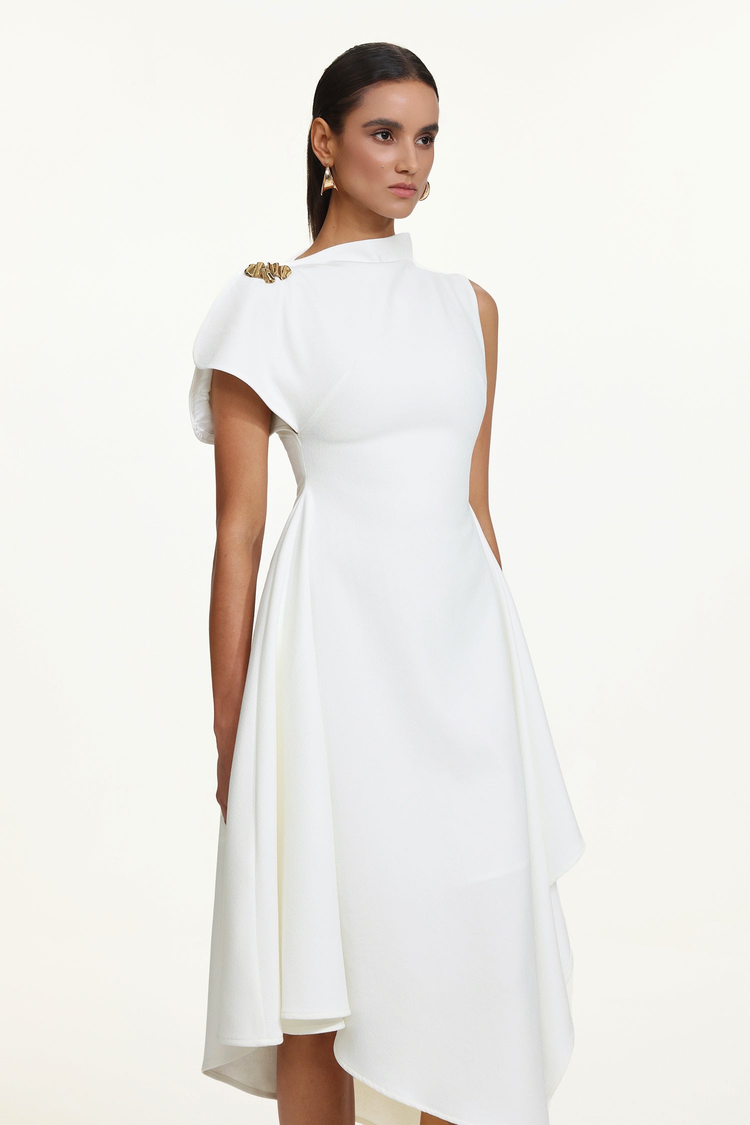 Weren Elegant Contour High Neck Asymmetric Maxi Dress