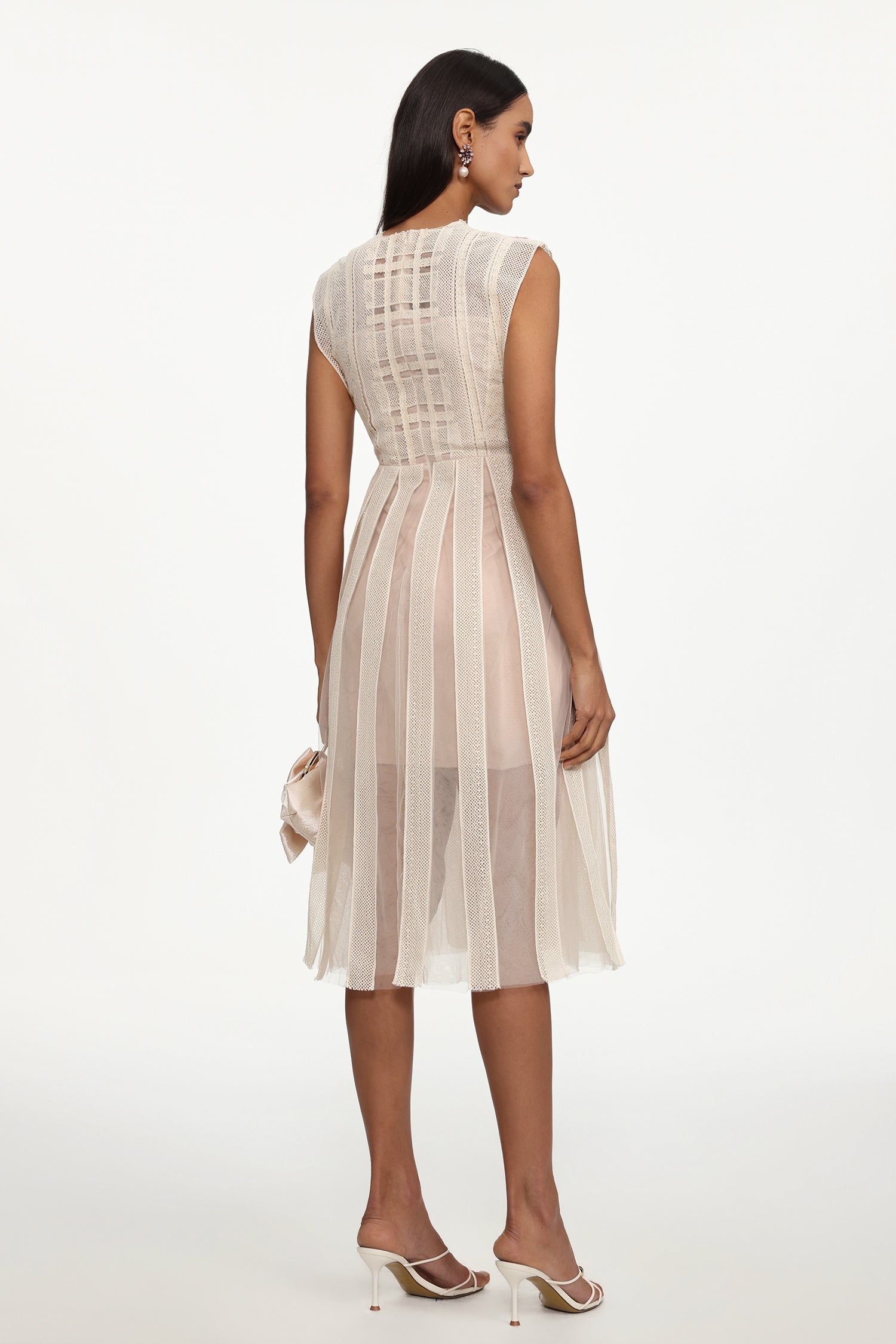 Pako Elegant Tailored Sleeveless Floral Woven Midi Dress
