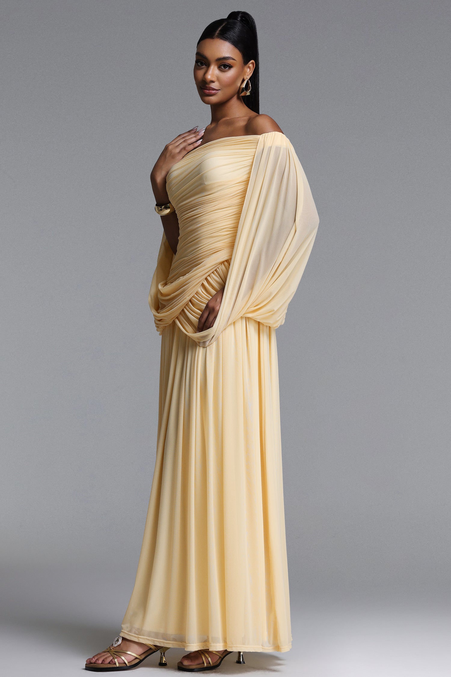 Harena Elegant Contour Off Shoulder Ruched Maxi Dress