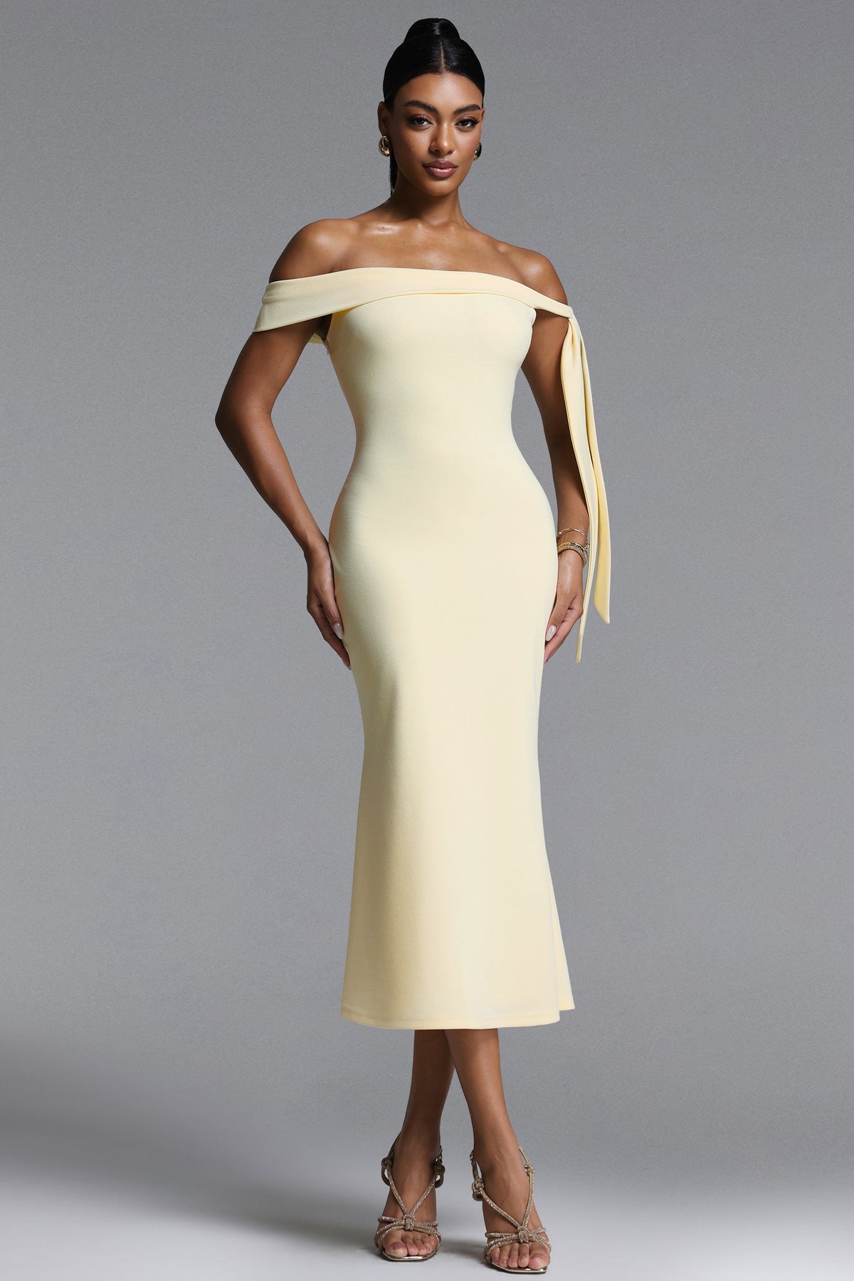 Euran Elegant Contour Off Shoulder Tie Side Slit Maxi Dress