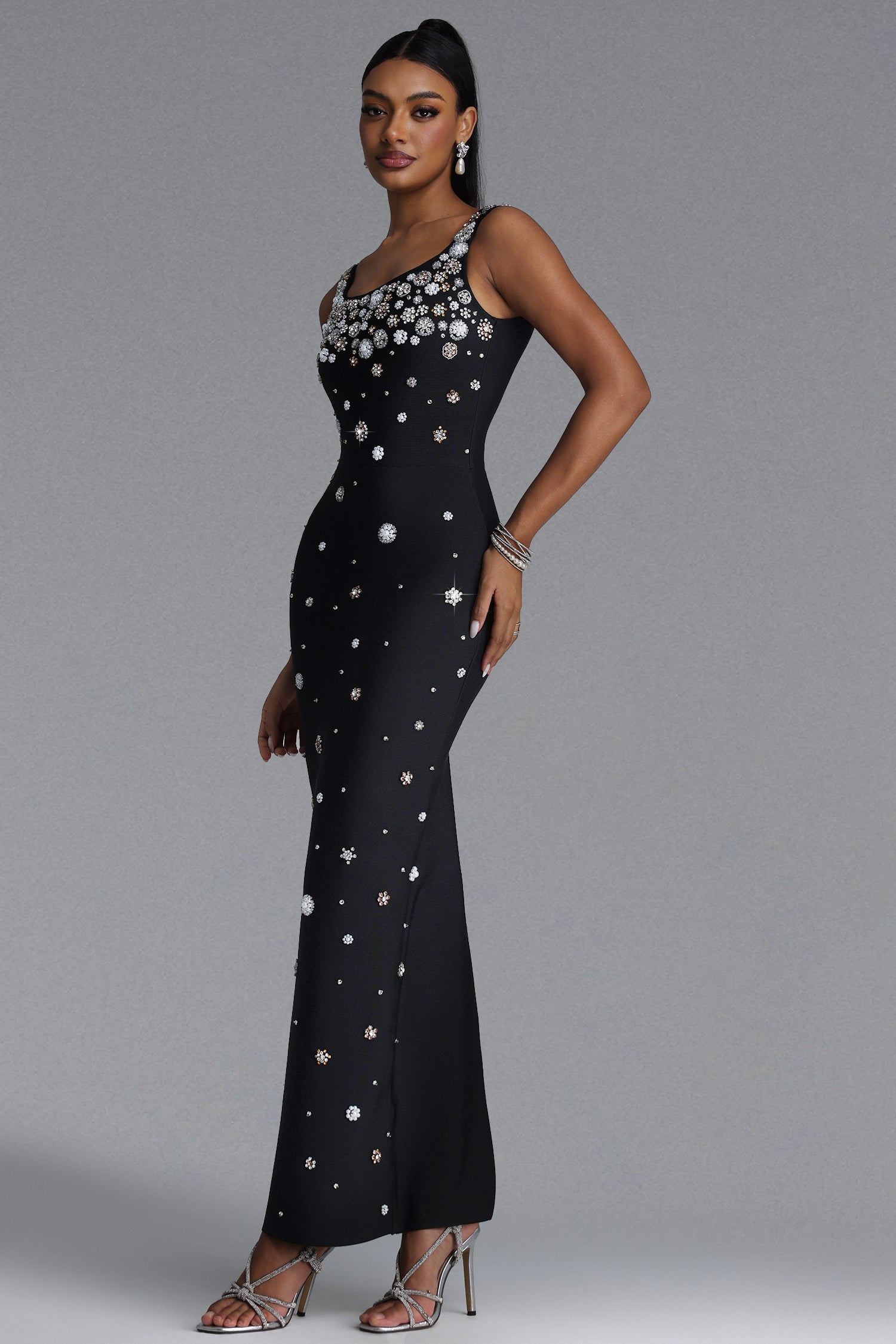 Jellay Glamorous Contour Rhinestone Buttoned Bandage Maxi Dress