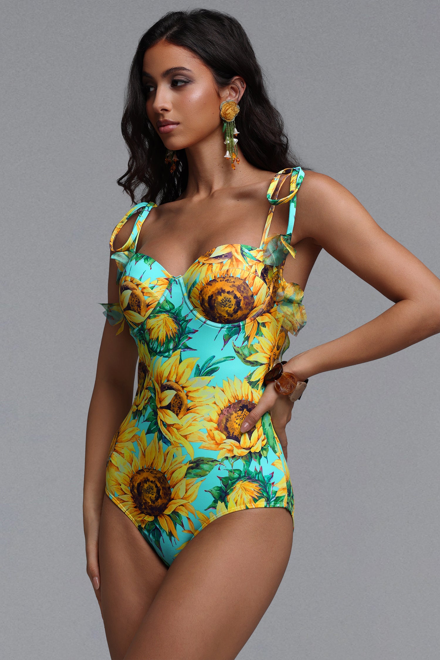 Havani Resort Flowy Floral Print One Piece Swimsuit Two Piece Set