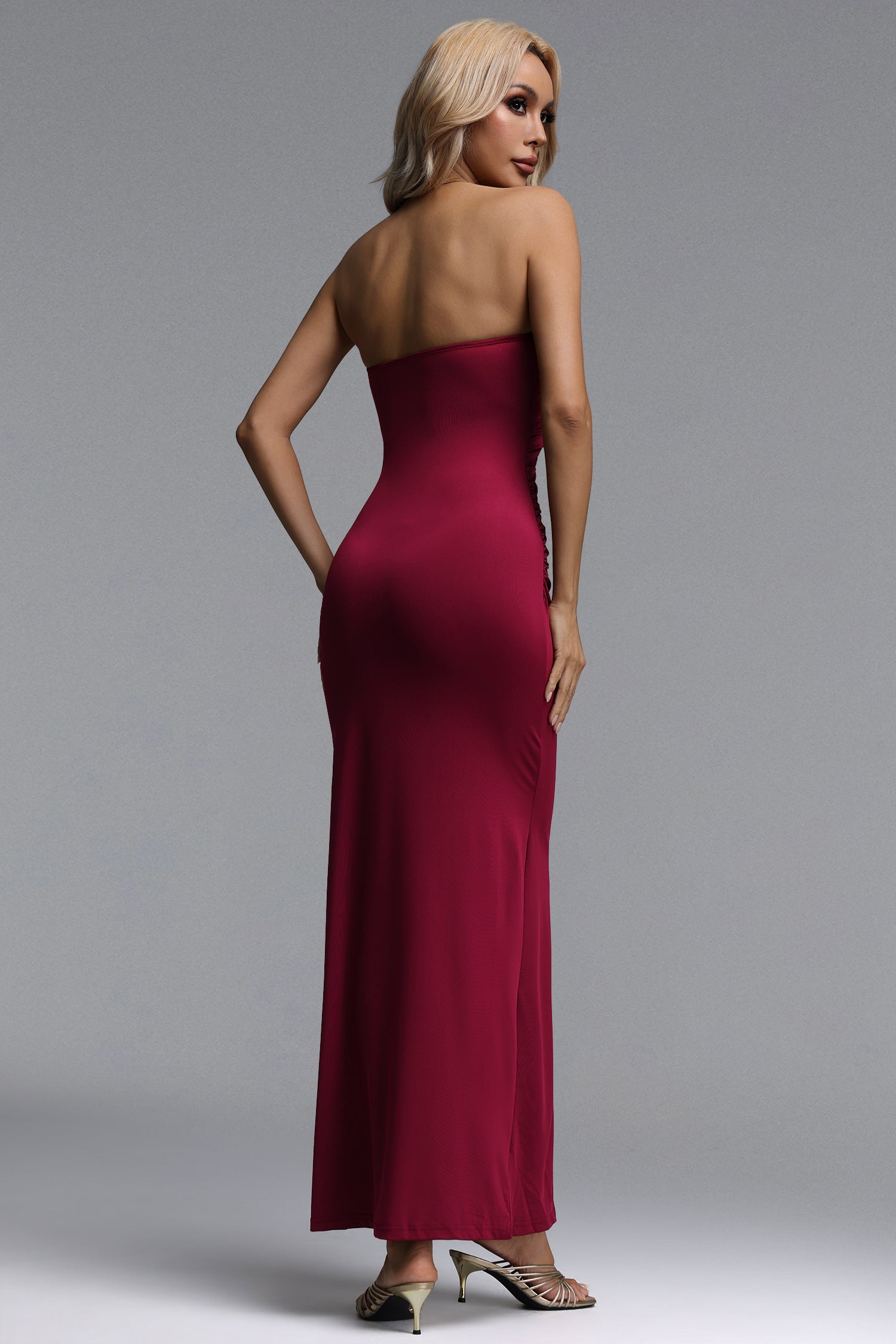 Verde Chic Contour Strapless Ruched Knit Red Maxi Dress