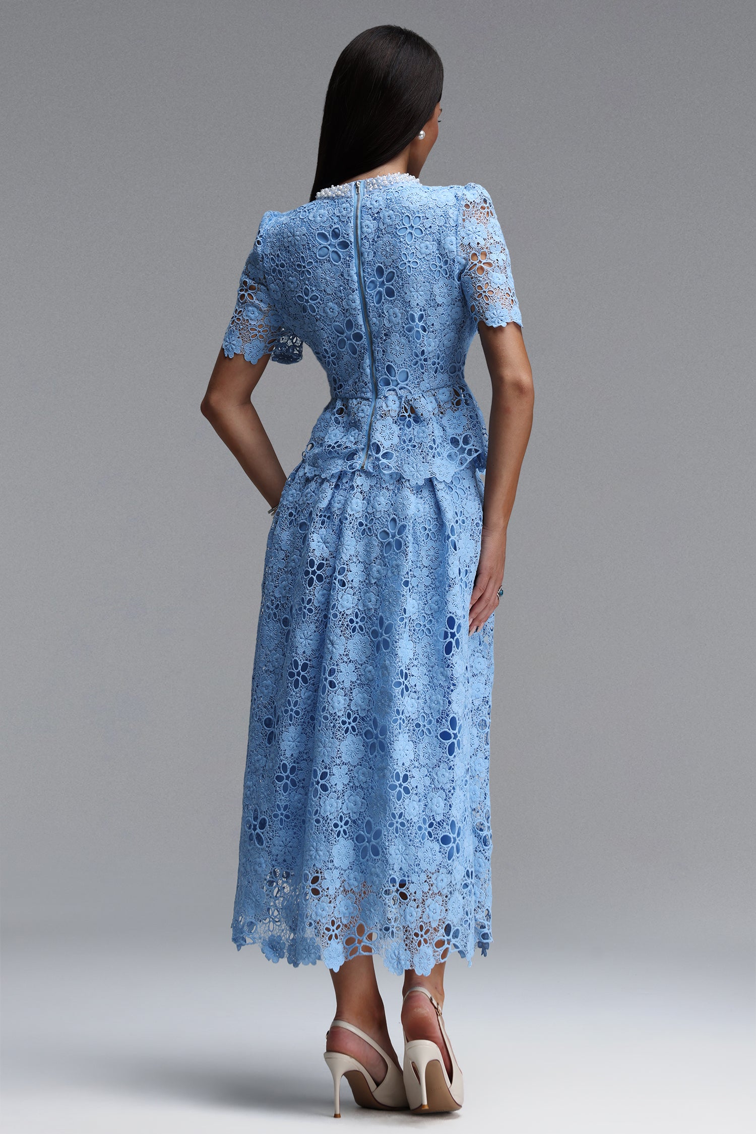 Rue Elegant Tailored Round Neck Short Sleeve Floral Lace Maxi Dress