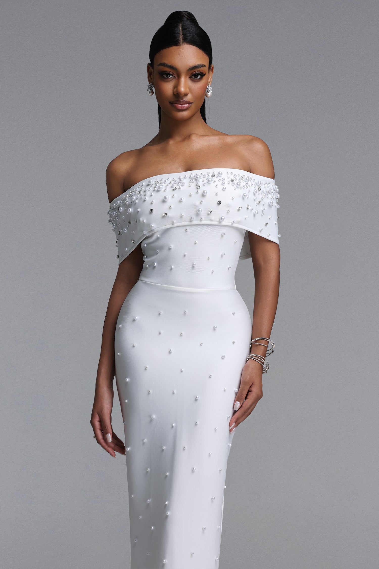 Isme Elegant Contour Off Shoulder Pearl Rhinestone Bandage White Maxi Dress