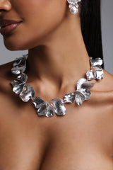 Janka Silver Textured Petal Linked Necklace