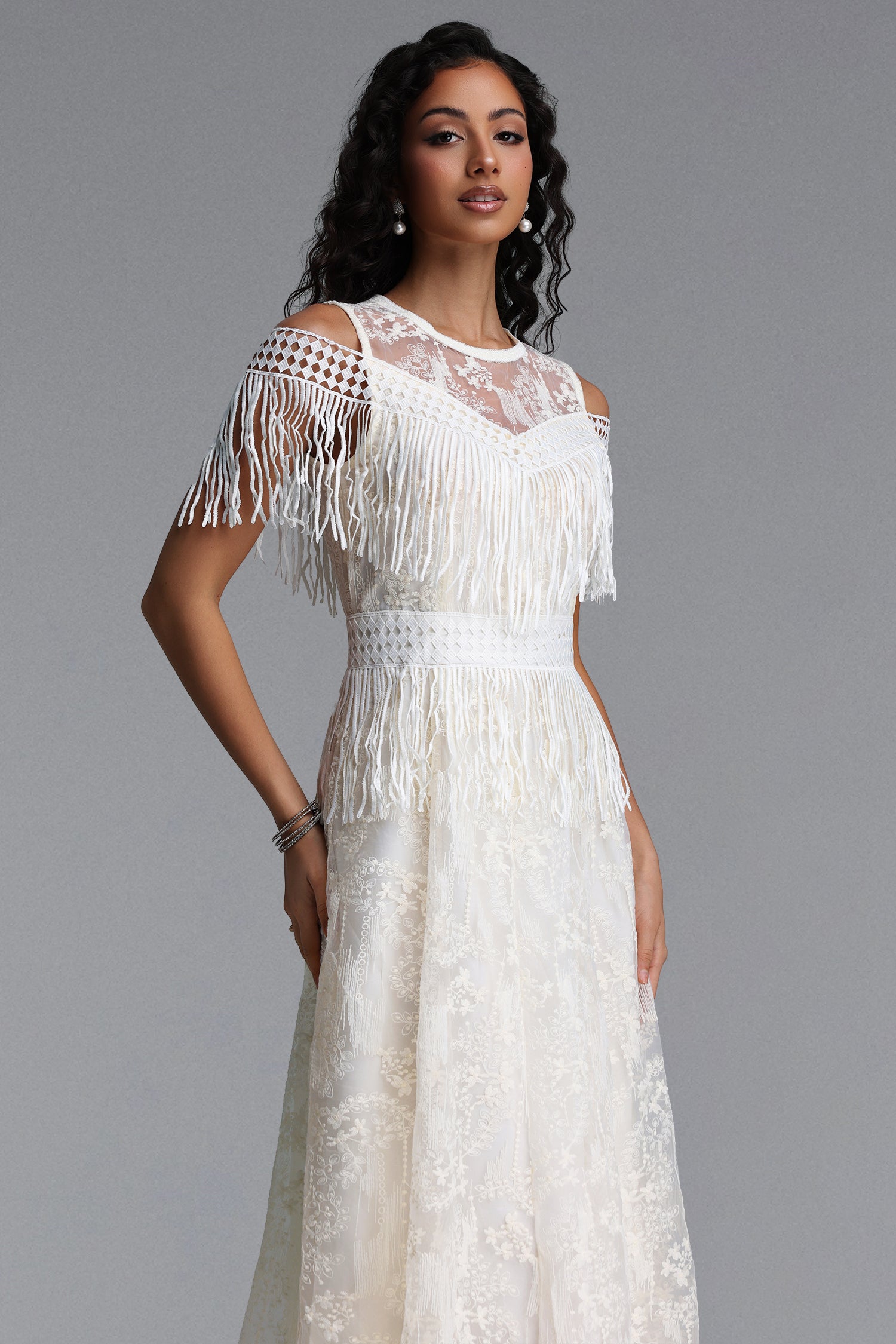 Lexie Resort Flowy Round Neck Floral Print Woven Maxi Dress