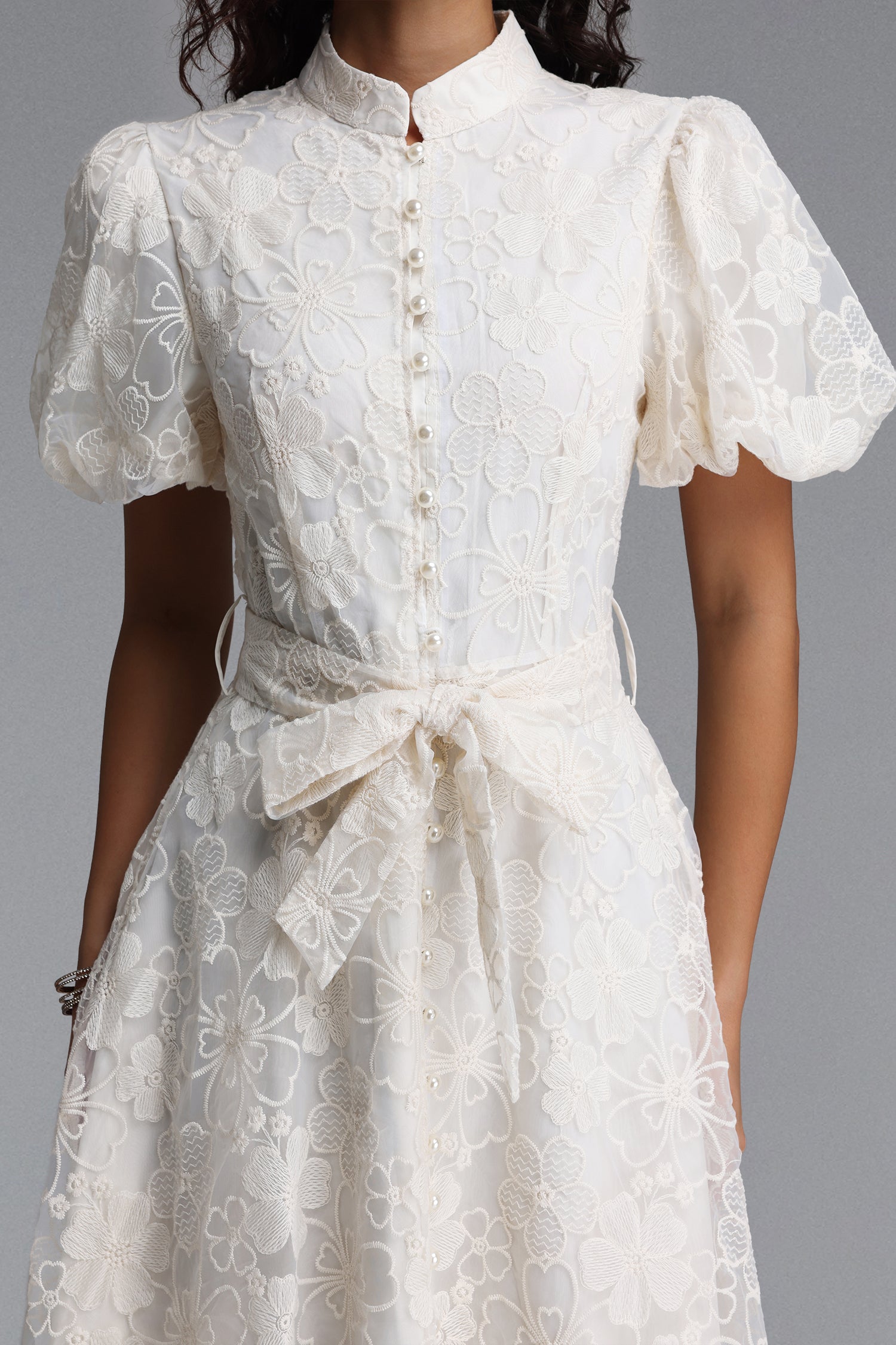 Ilsa Resort Flowy Puff Sleeve Floral Woven Maxi Dress