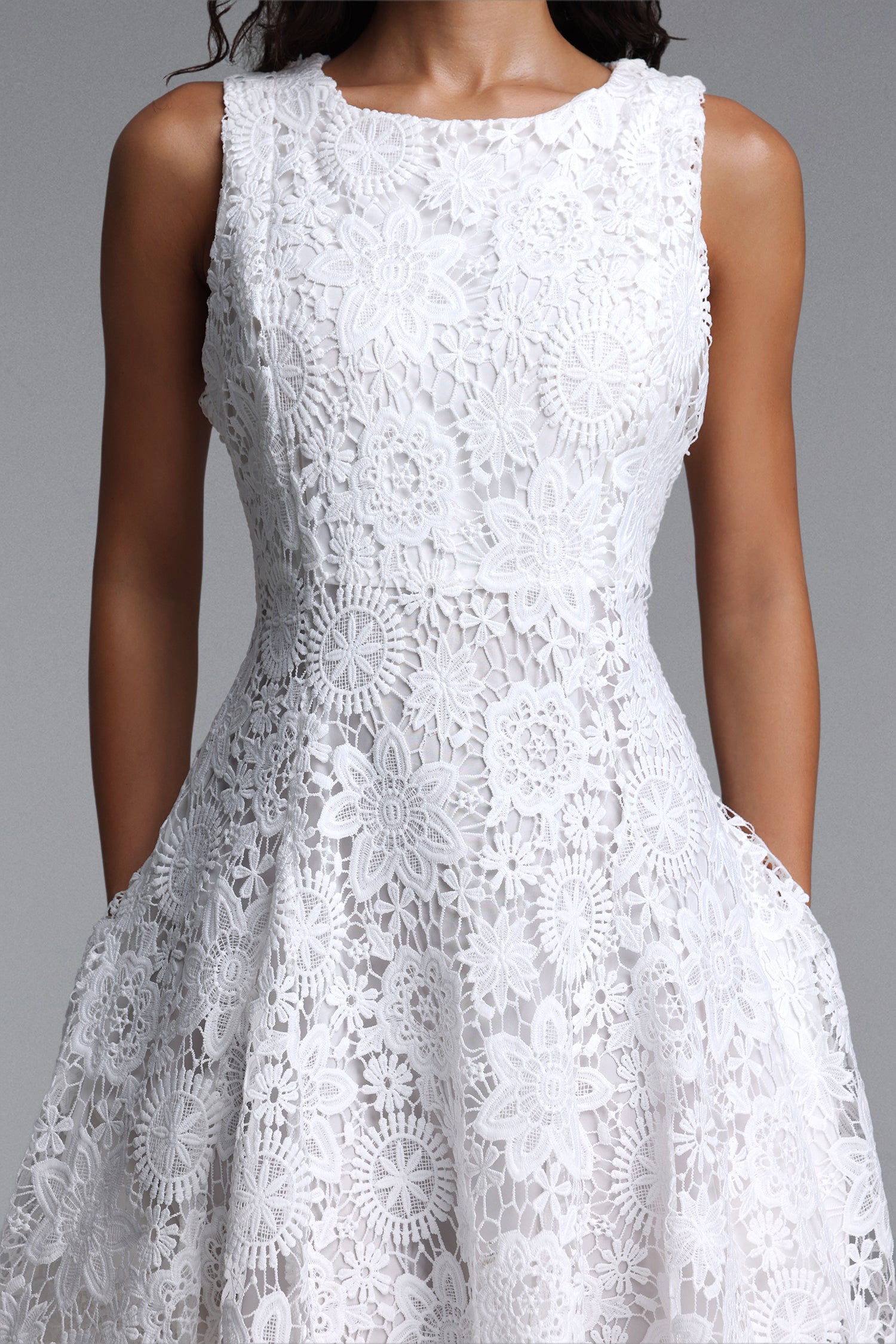 Pedra Elegant Cinched Round Neck Sleeveless Floral Lace Mini Dress