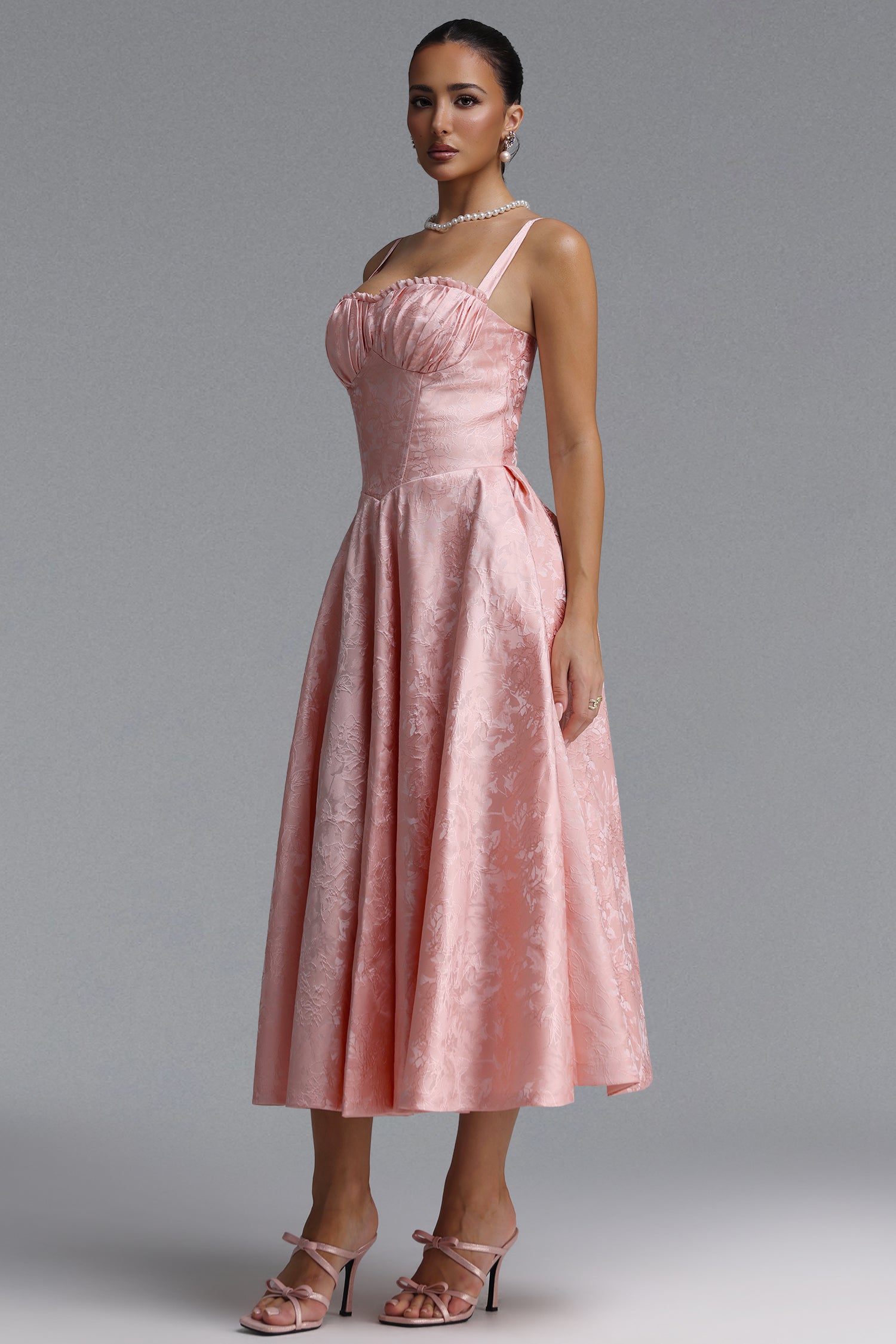 Sliya Elegant Tailored Sleeveless Jacquard Satin Maxi Dress